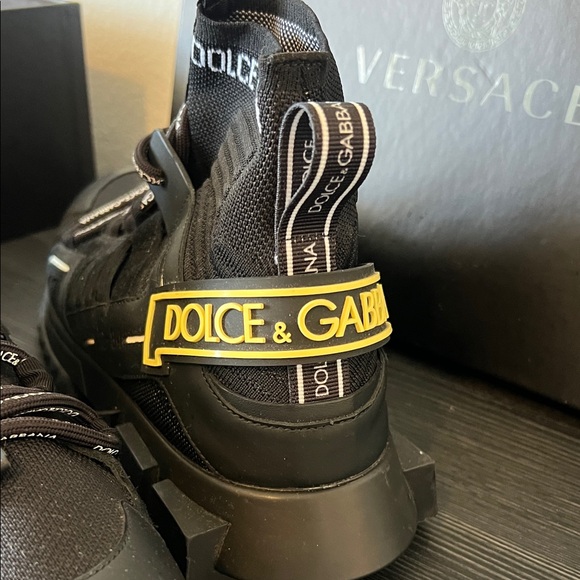 Dolce & Gabbana Black and Yellow High-Top Sneakers - Picture 2 of 4